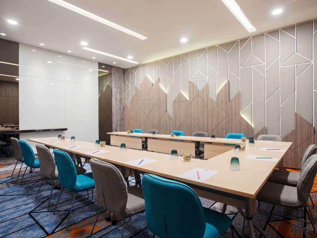 Ibis Styles Medan Pattimura Extérieur photo