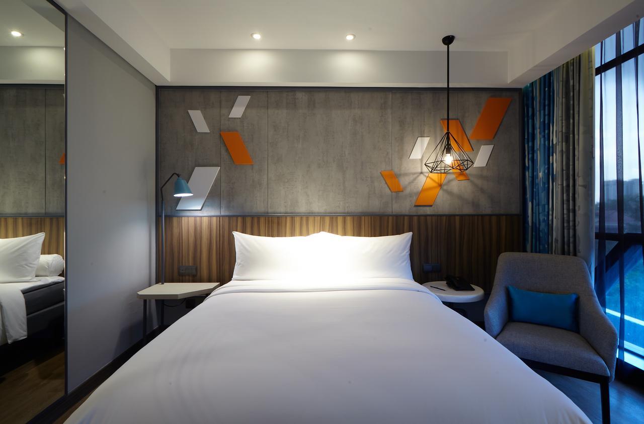 Ibis Styles Medan Pattimura Extérieur photo